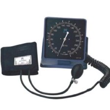 Niscomed Desktop Clock Type BP Monitor